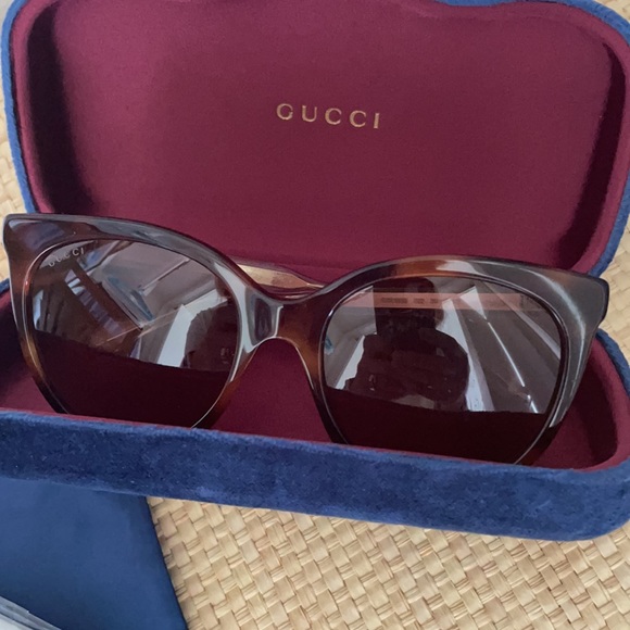 Gucci Accessories - Brand NEW Gucci sunglasses!!